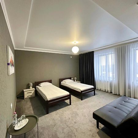Garden Hall Тернопил Екстериор снимка