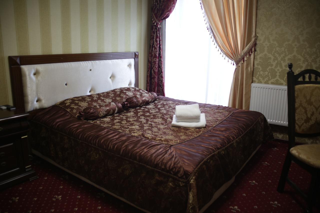 Garden Hall Тернопил Екстериор снимка