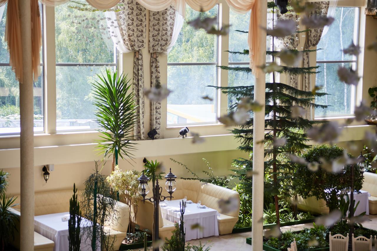 Garden Hall Тернопил Екстериор снимка