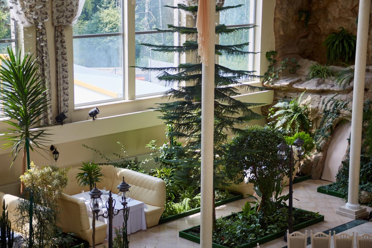 Garden Hall Тернопил Екстериор снимка