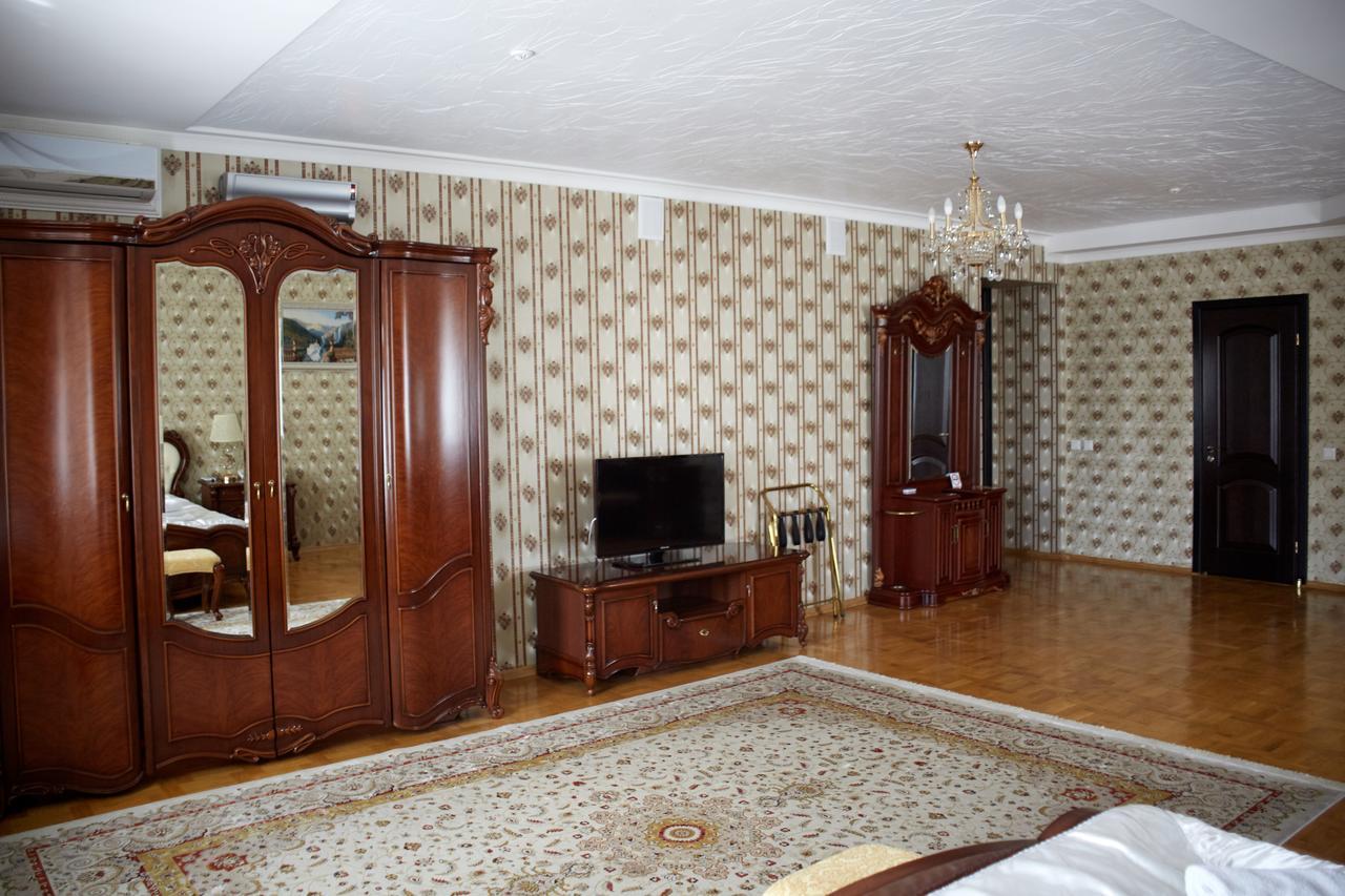 Garden Hall Тернопил Екстериор снимка